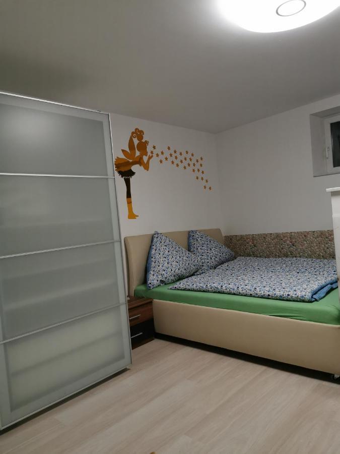 Messe Unterkunft Vanilla โคโลญ ภายนอก รูปภาพ