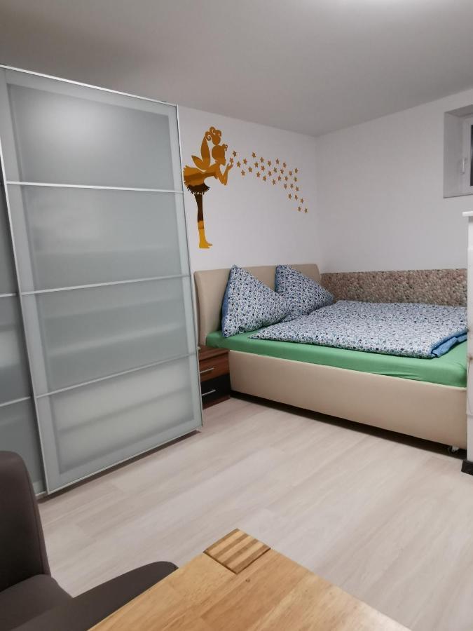 Messe Unterkunft Vanilla โคโลญ ภายนอก รูปภาพ