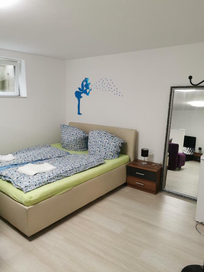 Messe Unterkunft Vanilla โคโลญ ภายนอก รูปภาพ